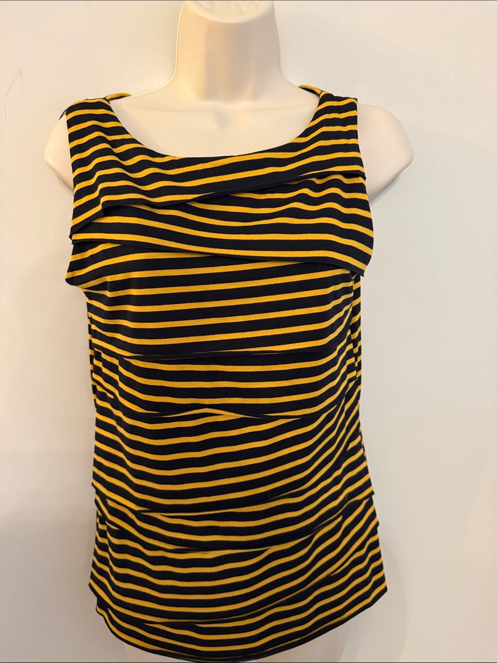 Striped Sleeveless Tank Top in Navy & Mustard Yellow Size Medium Layered Front